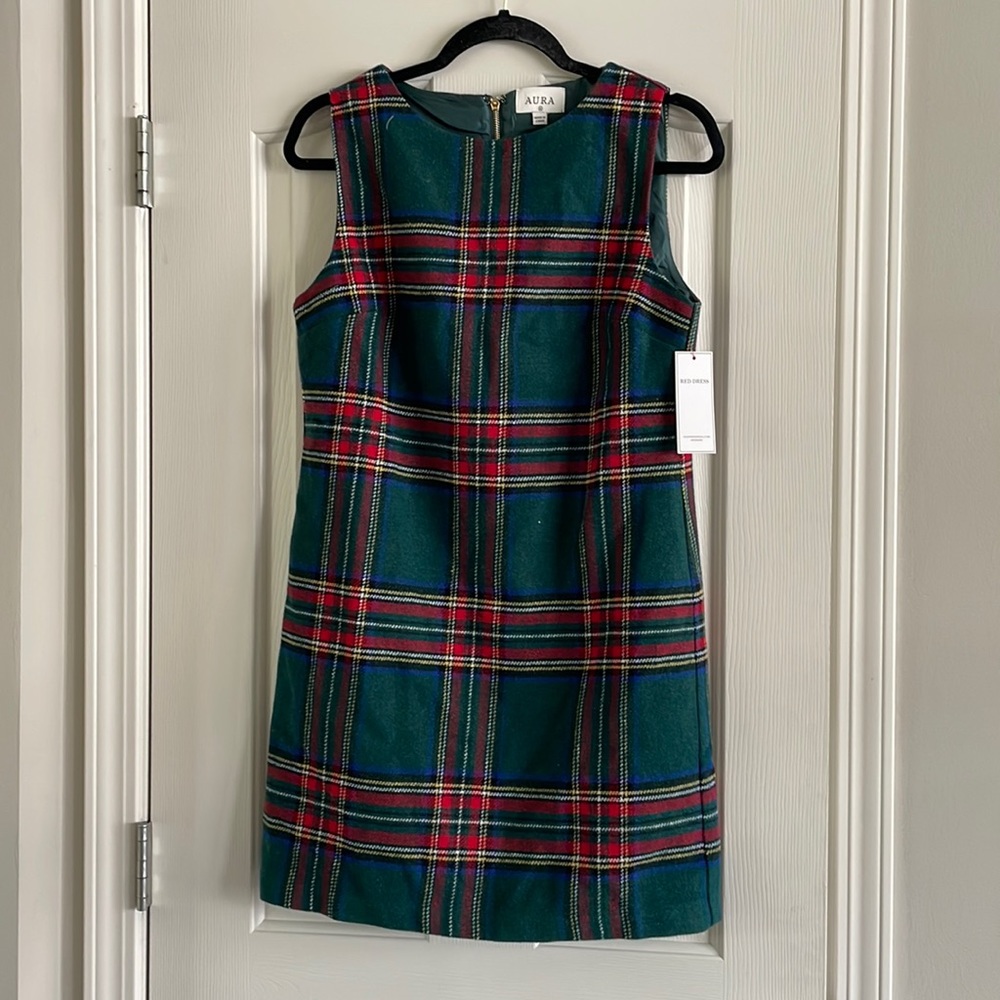 “Red Dress” green plaid dress. Size medium. New with tags